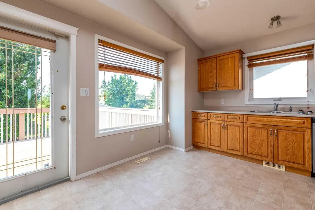 6601 39 Street Lloydminster AB T9V 2Y3