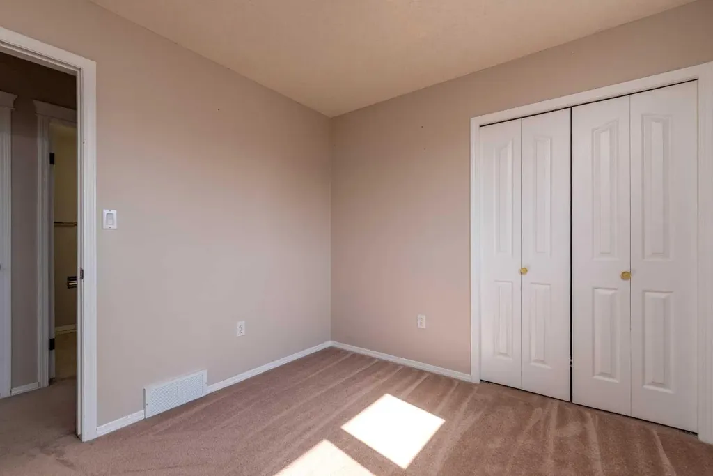 6601 39 Street Lloydminster AB T9V 2Y3