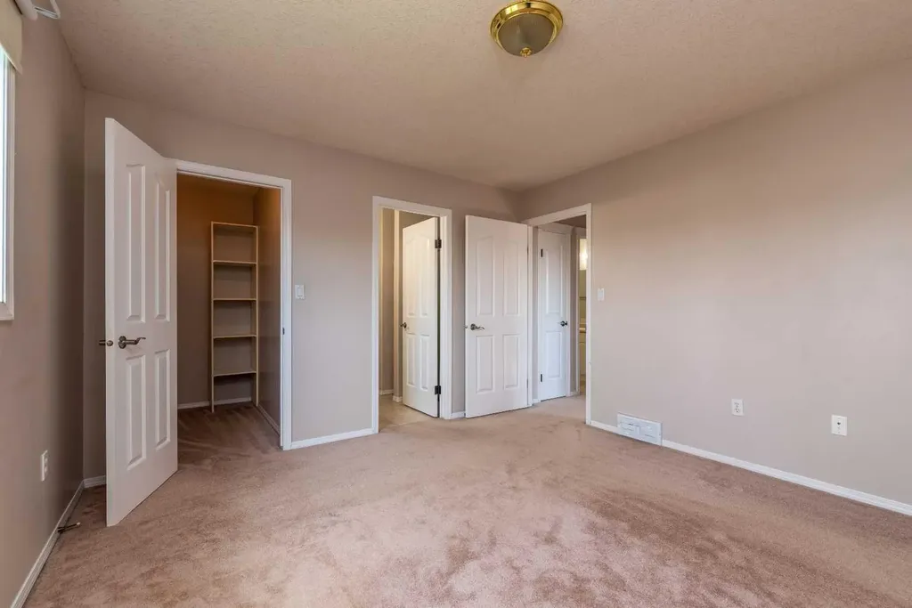 6601 39 Street Lloydminster AB T9V 2Y3