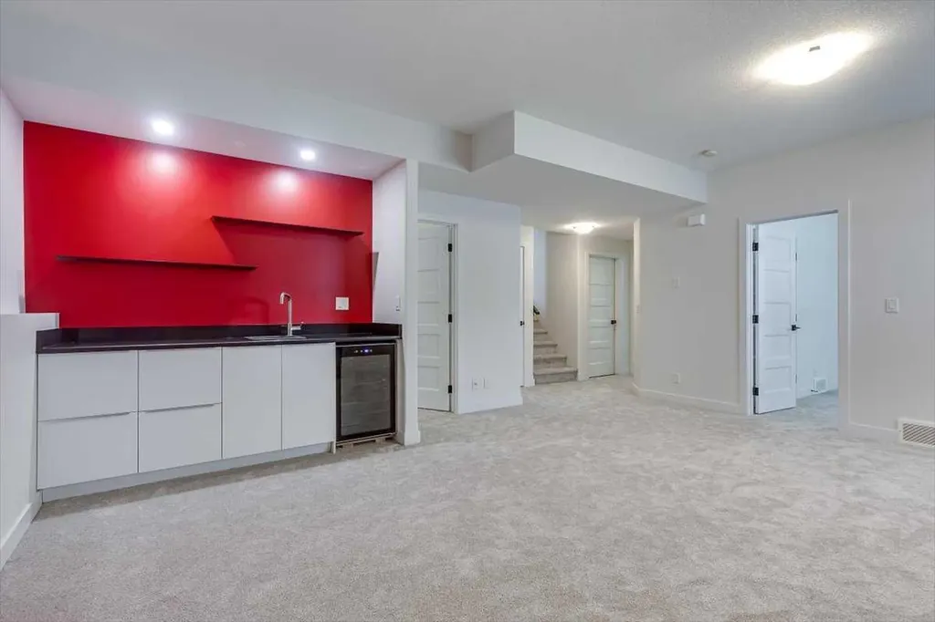 73 Longmire Close Red Deer AB T4R 0T1