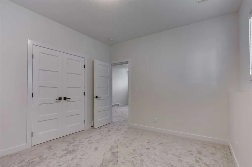 73 Longmire Close Red Deer AB T4R 0T1