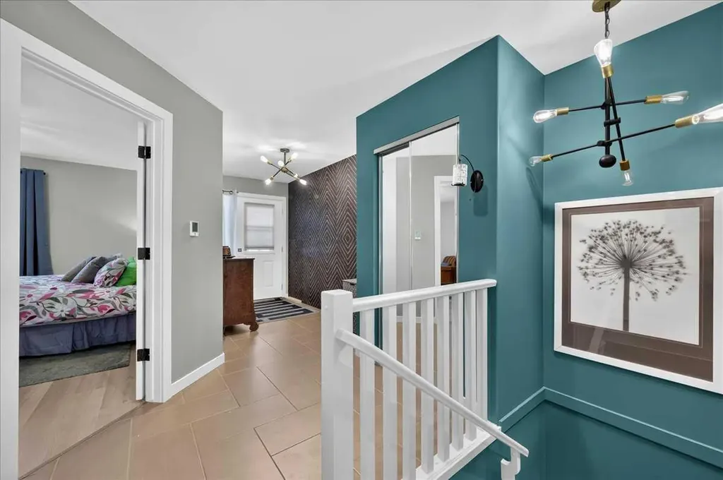 33 Stonegate Drive NW Airdrie AB T4B 2V9
