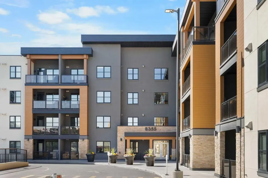 8355 19 Avenue SW Calgary AB T3H6G3
