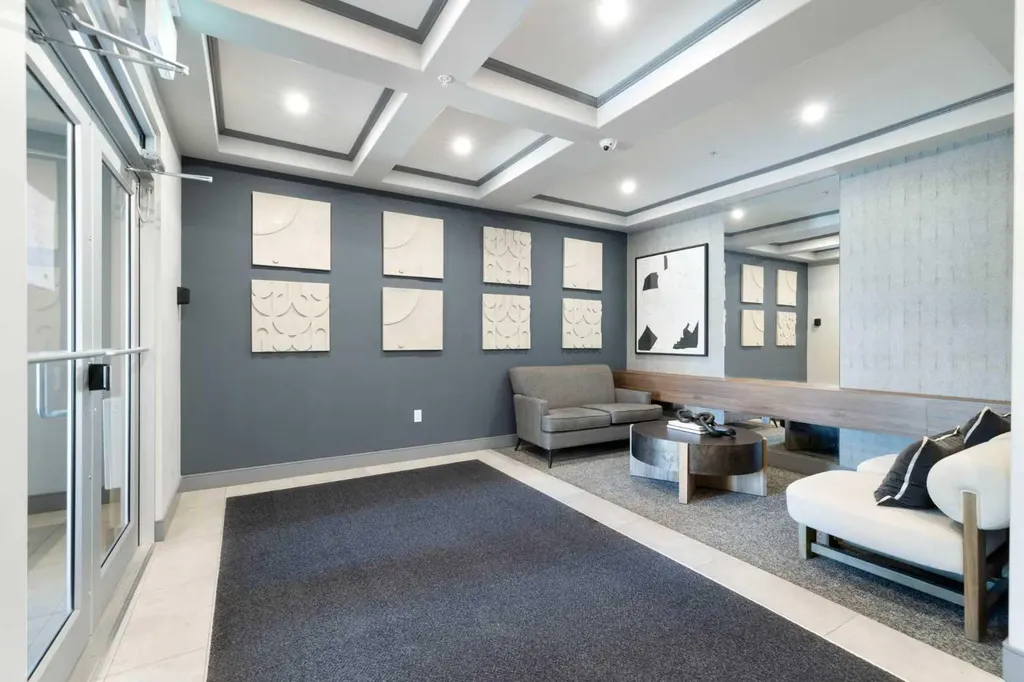 8355 19 Avenue SW Calgary AB T3H6G3