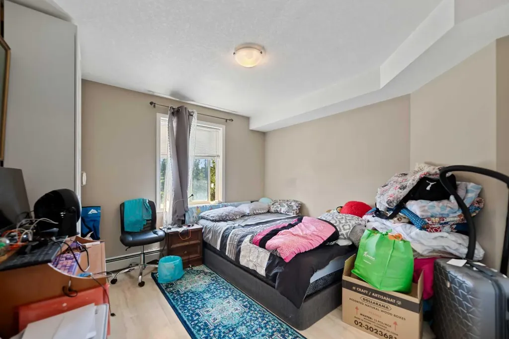 3000 Citadel Meadow Point NW Calgary AB T3G 5N5