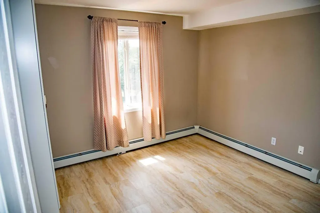 3000 Citadel Meadow Point NW Calgary AB T3G 5N5