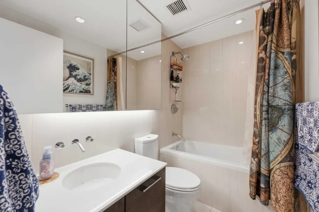 901 10 Avenue SW Calgary AB T2R 0B5