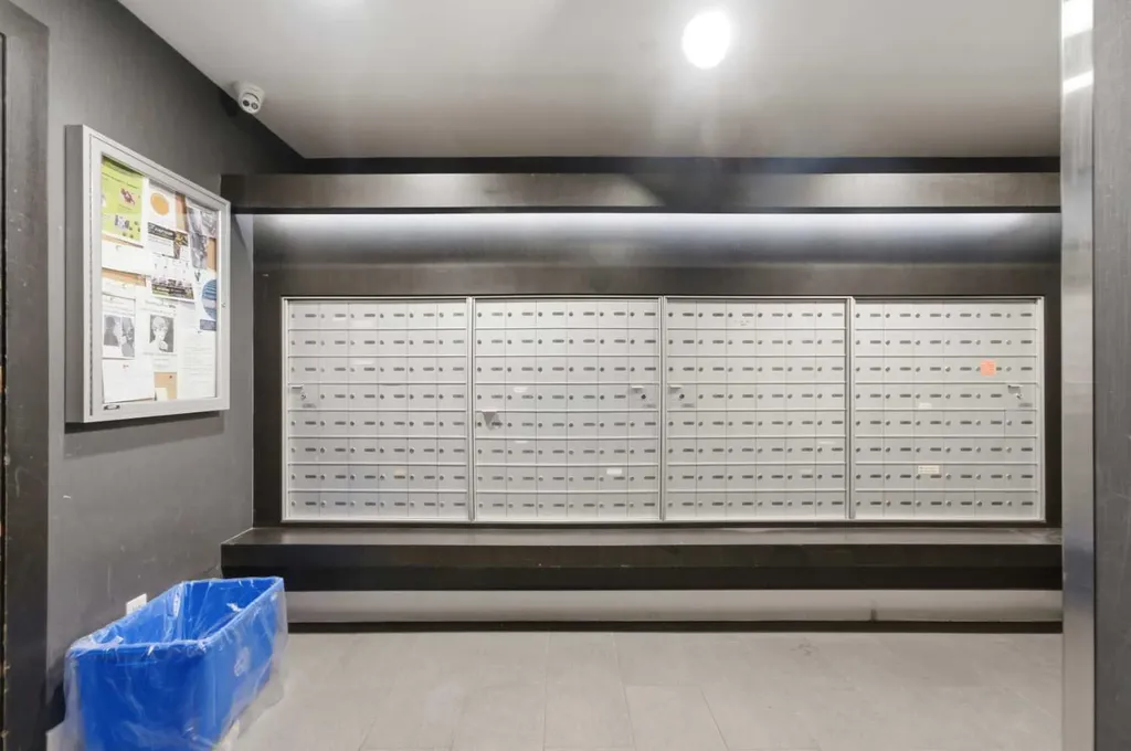 901 10 Avenue SW Calgary AB T2R 0B5