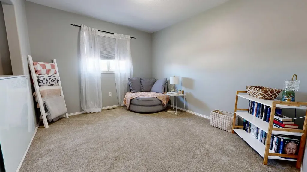 10111 98a Street Sexsmith AB T0H 3C0