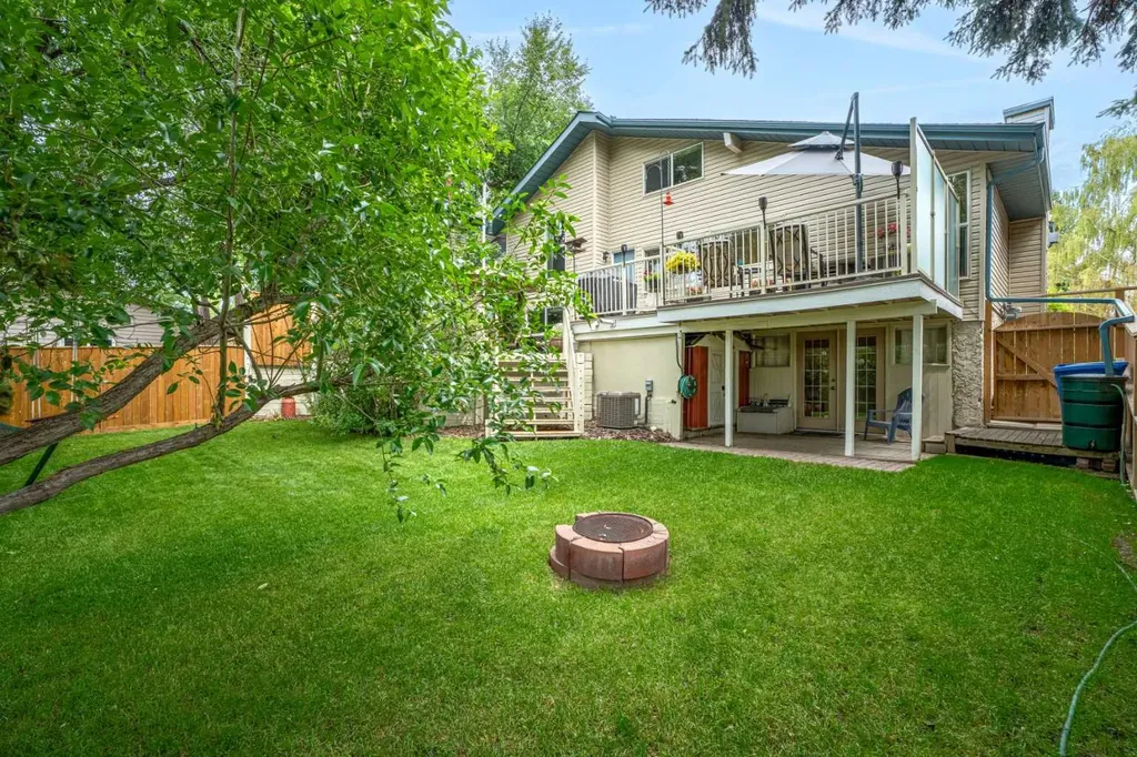 15 Lock Crescent Okotoks AB T1S 1E7
