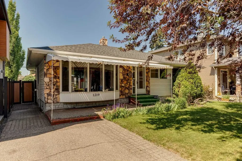 1219 Renfrew Drive NE Calgary AB T2E 5J3
