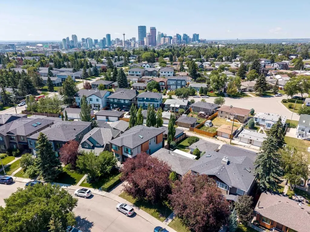 1219 Renfrew Drive NE Calgary AB T2E 5J3
