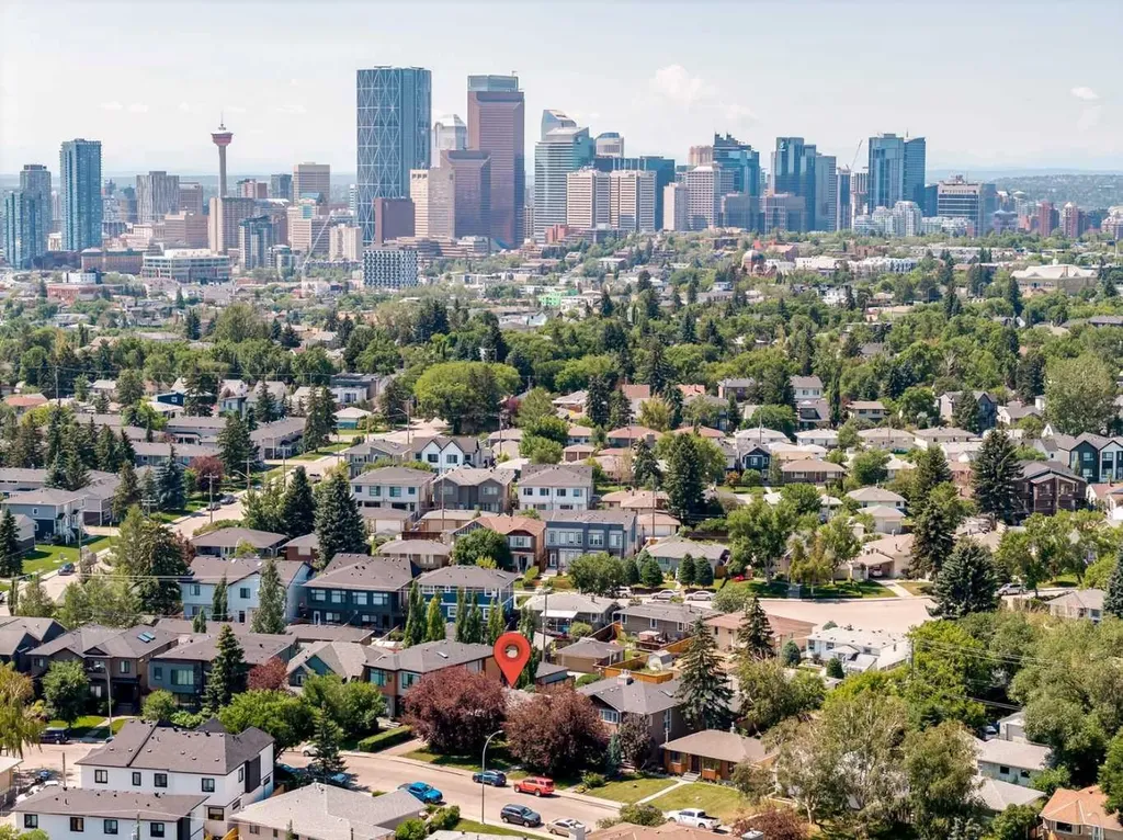 1219 Renfrew Drive NE Calgary AB T2E 5J3