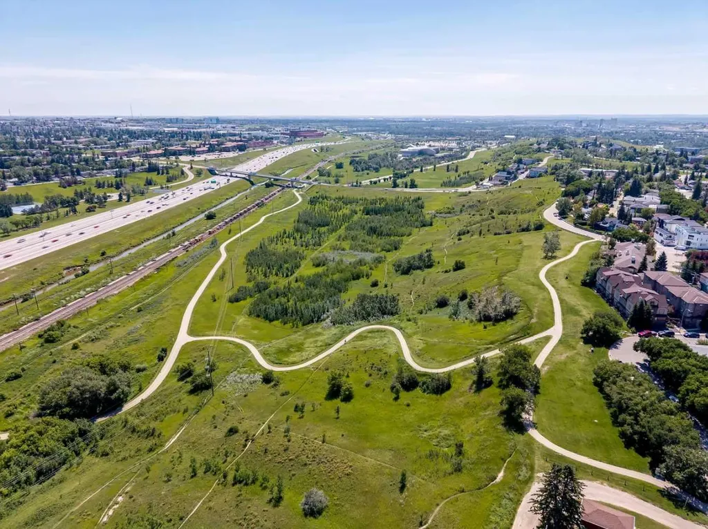 1219 Renfrew Drive NE Calgary AB T2E 5J3