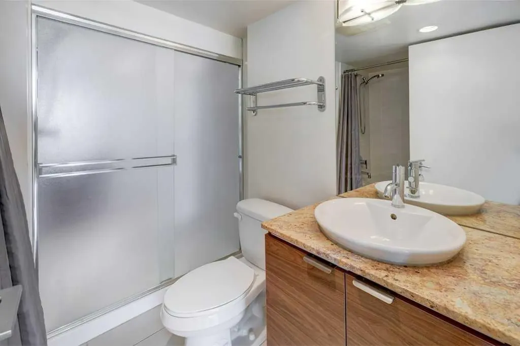 1110 11 Street SW Calgary AB T2R 1P1
