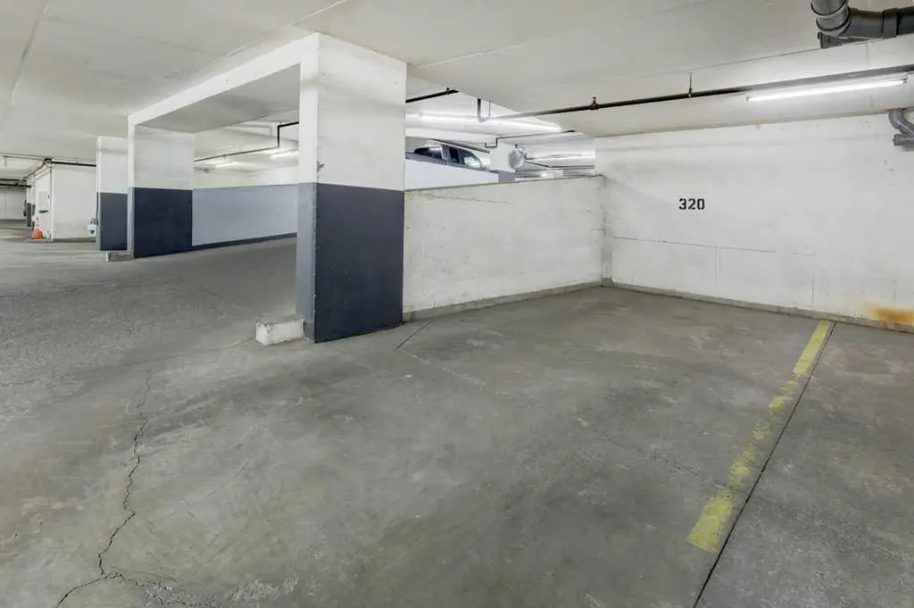 1110 11 Street SW Calgary AB T2R 1P1