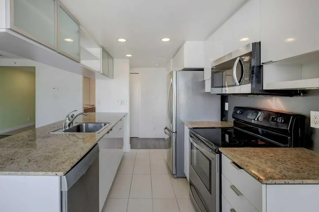 1110 11 Street SW Calgary AB T2R 1P1