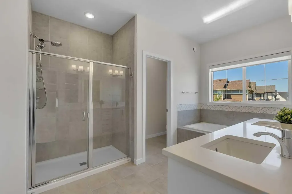 168 Magnolia Manor SE Calgary AB T3M 3J1