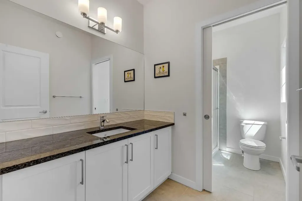 168 Magnolia Manor SE Calgary AB T3M 3J1