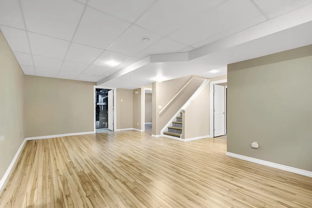 1521 Mary Place Didsbury AB T0M 0W0