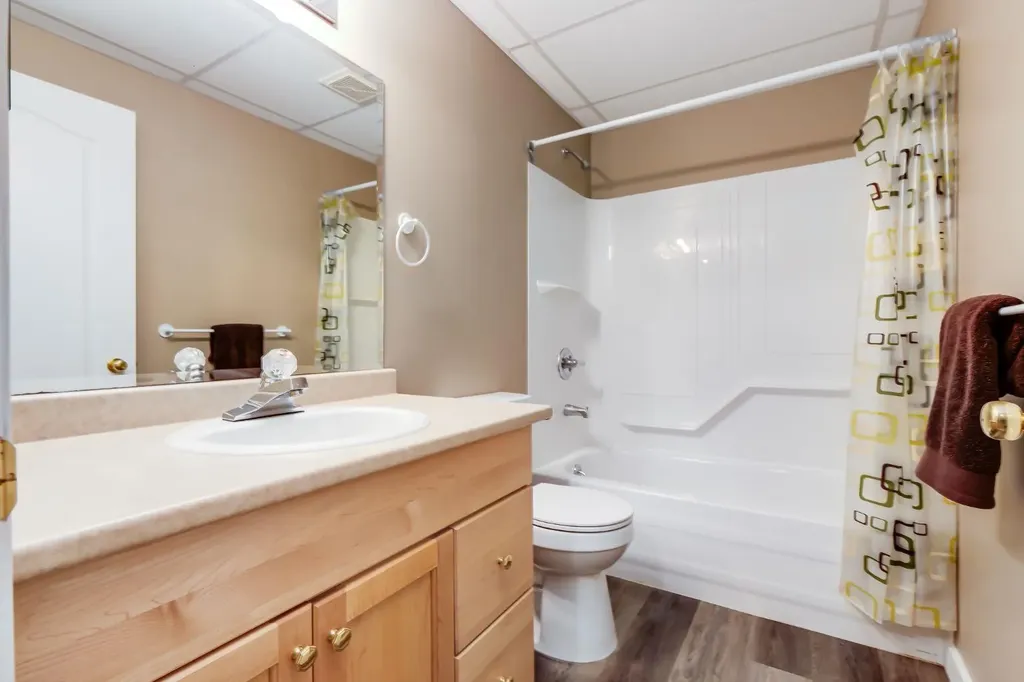 1521 Mary Place Didsbury AB T0M 0W0