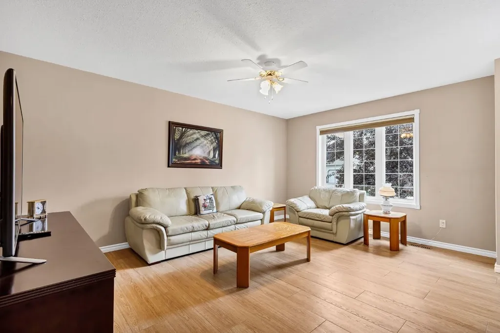 1521 Mary Place Didsbury AB T0M 0W0