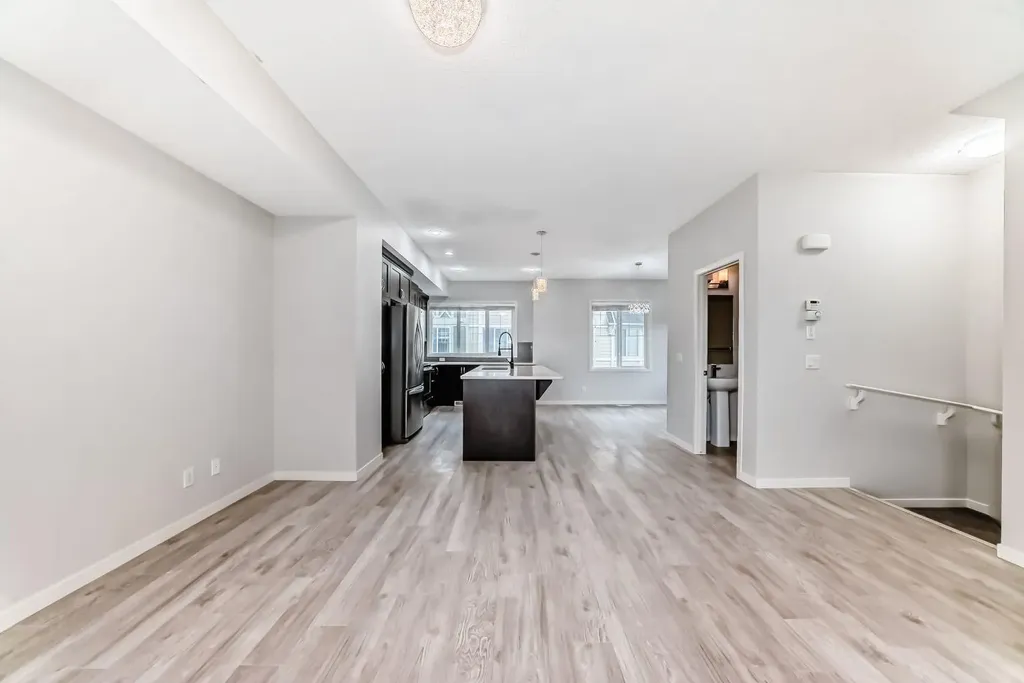 45 Nolanlake Cove NW Calgary AB T3R 0Z7