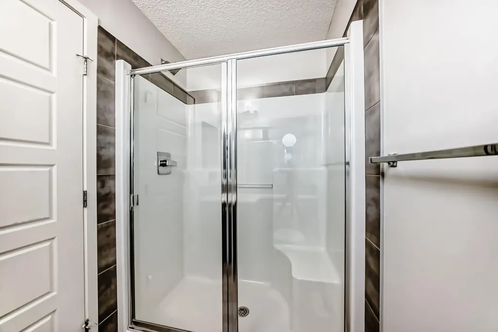 45 Nolanlake Cove NW Calgary AB T3R 0Z7