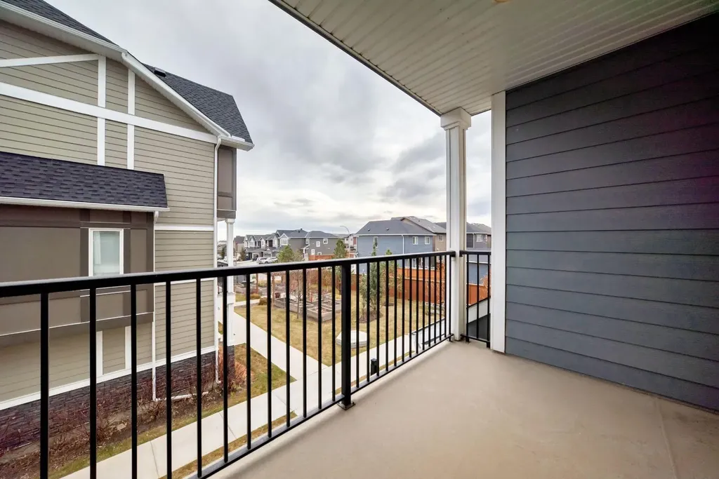 45 Nolanlake Cove NW Calgary AB T3R 0Z7