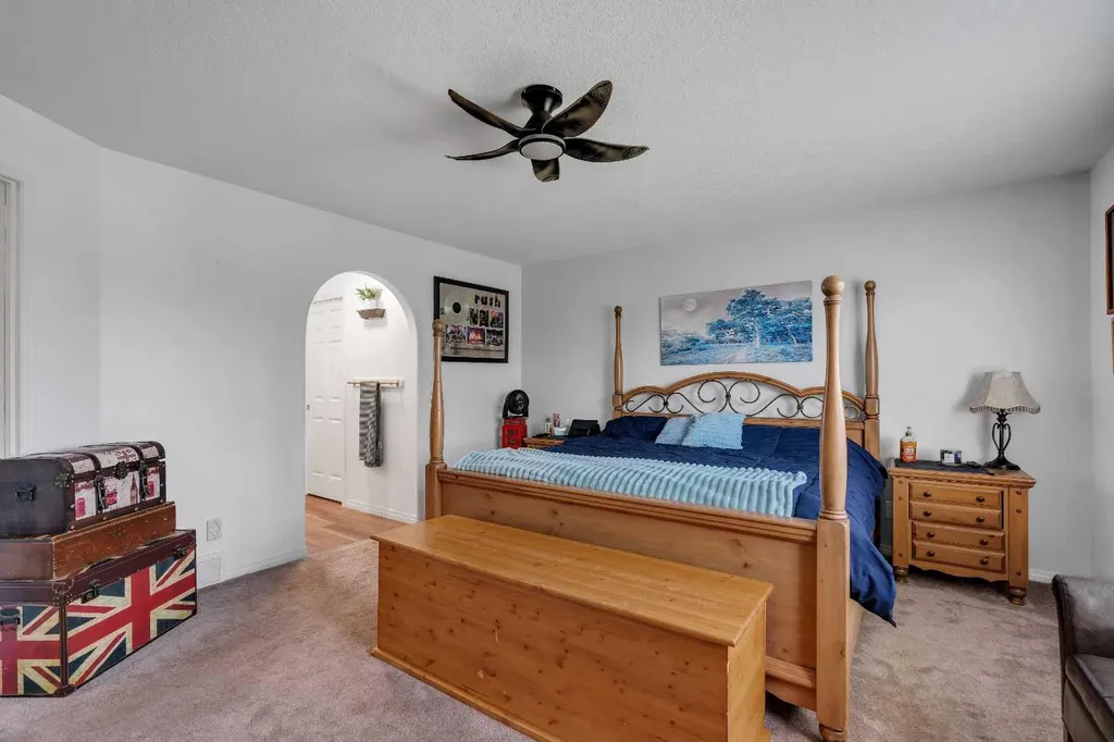 54 Thomas Street NW Langdon AB T0J 1X2
