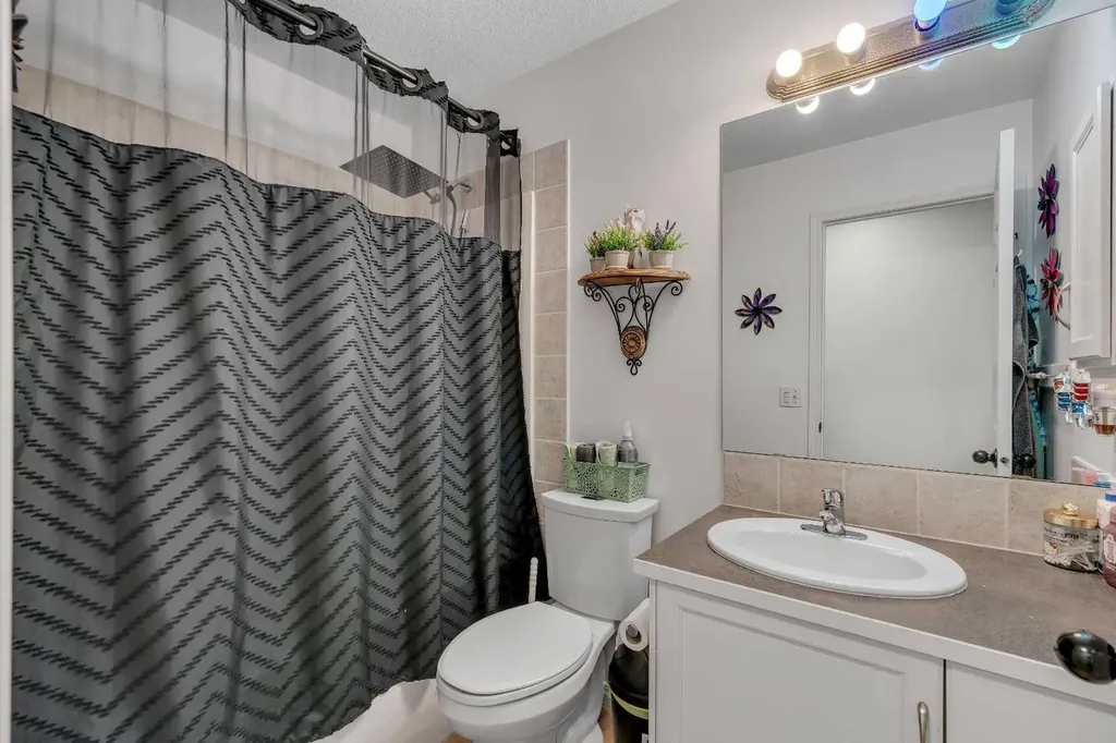 54 Thomas Street NW Langdon AB T0J 1X2