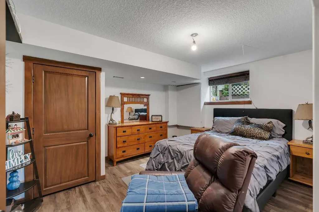 54 Thomas Street NW Langdon AB T0J 1X2