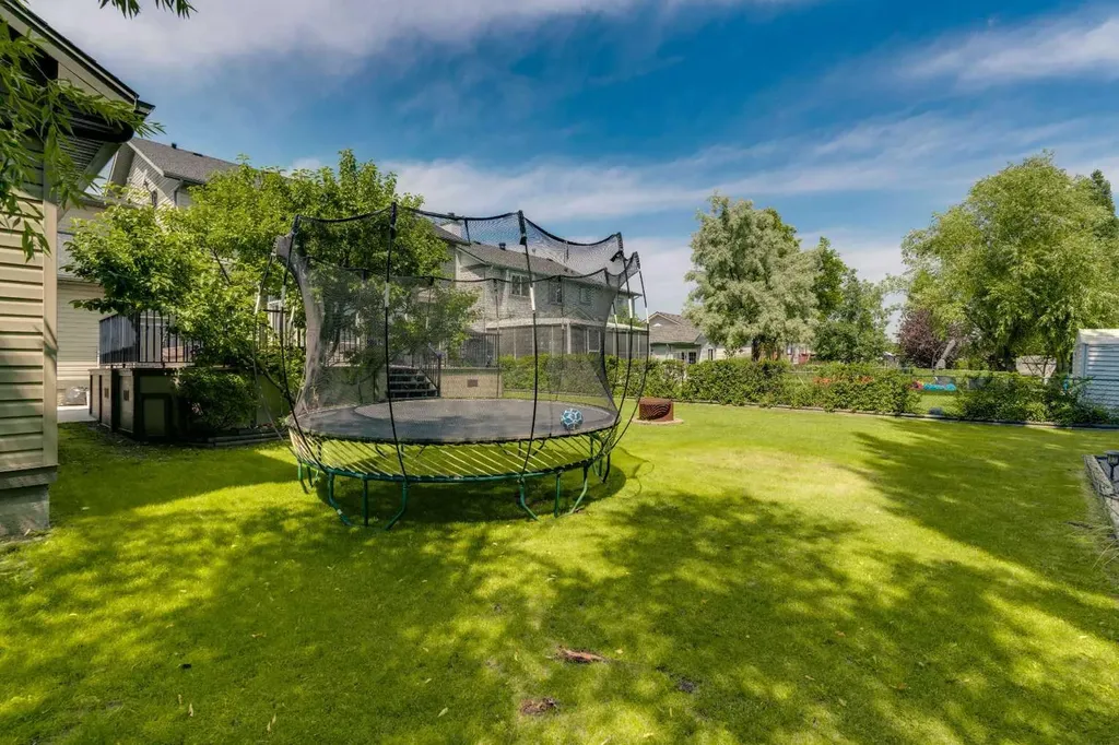 54 Thomas Street NW Langdon AB T0J 1X2