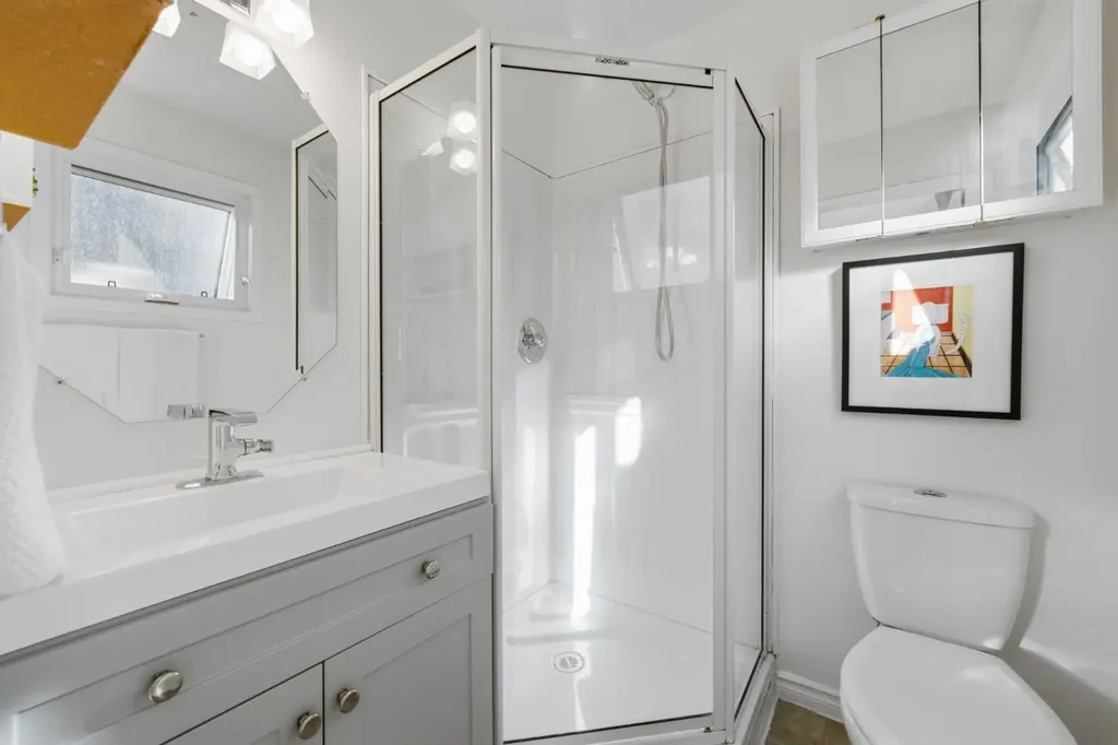 6016 Dalcastle Crescent NW Calgary AB T3A 1S4