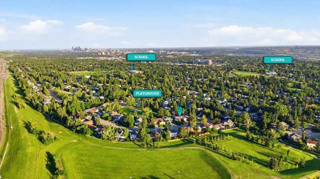 6016 Dalcastle Crescent NW Calgary AB T3A 1S4