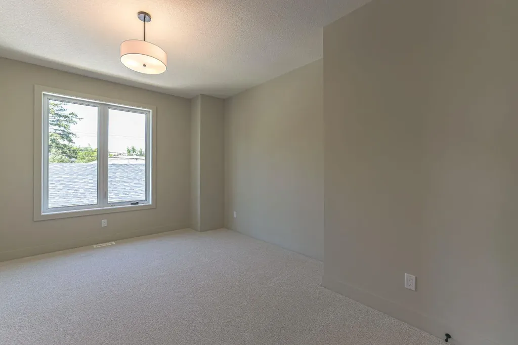 147 Heston Street NW Calgary AB T2K 2C5