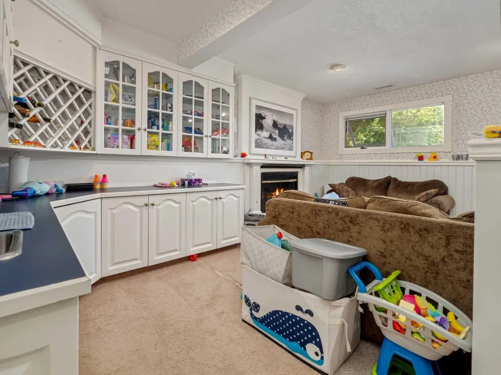 106 Ojibwa Place W Lethbridge AB T1K 5T5