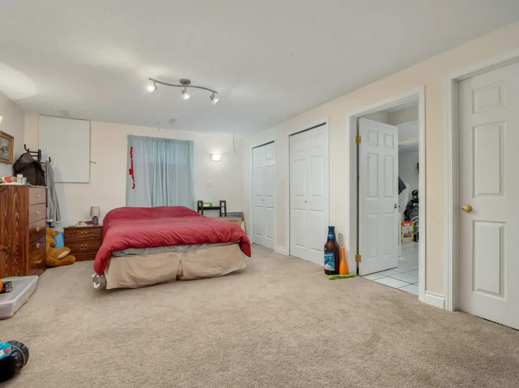 106 Ojibwa Place W Lethbridge AB T1K 5T5
