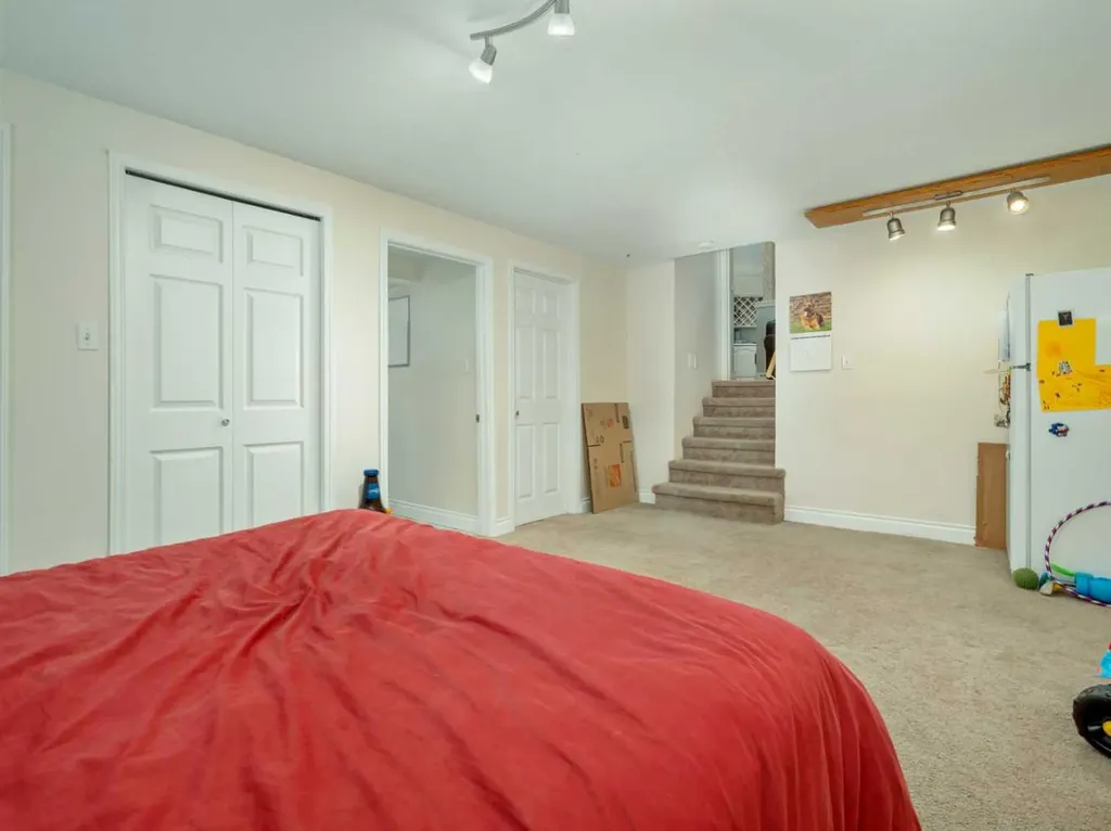 106 Ojibwa Place W Lethbridge AB T1K 5T5