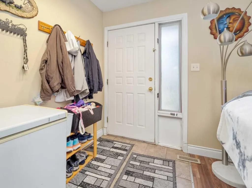 106 Ojibwa Place W Lethbridge AB T1K 5T5