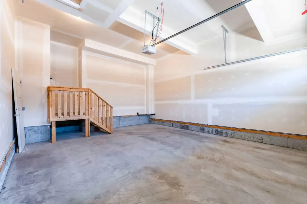 16 West Grove Link SW Calgary AB T3H 6E3