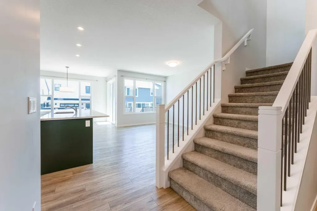 16 West Grove Link SW Calgary AB T3H 6E3