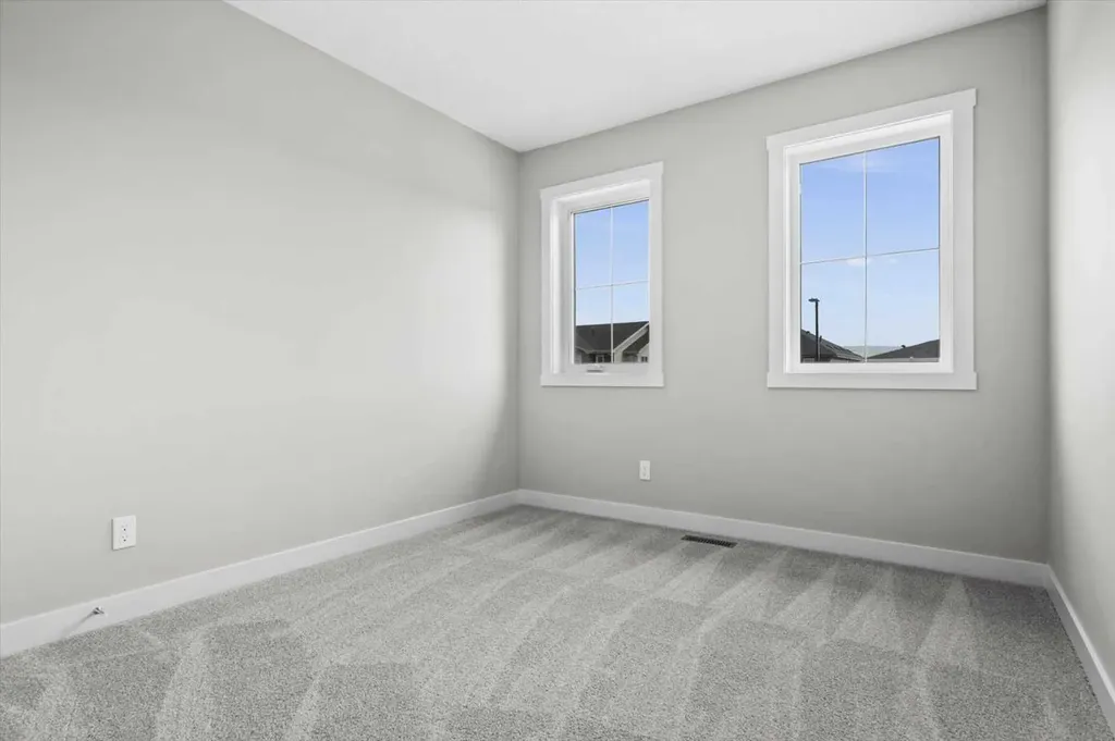 55 Agate Road Cochrane AB T4C 3B9