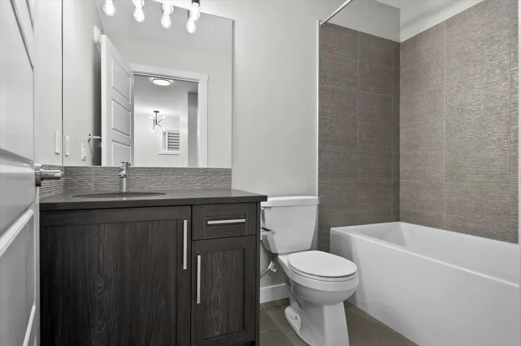55 Agate Road Cochrane AB T4C 3B9