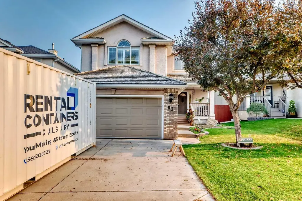 82 Mt Gibraltar Heights SE Calgary AB T2Z 3R3