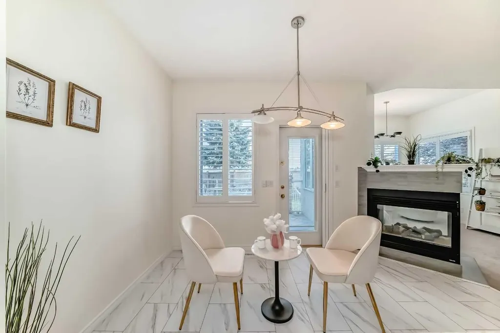 82 Mt Gibraltar Heights SE Calgary AB T2Z 3R3