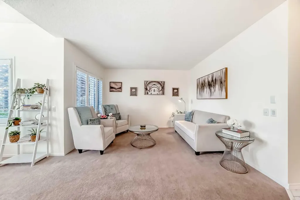 82 Mt Gibraltar Heights SE Calgary AB T2Z 3R3