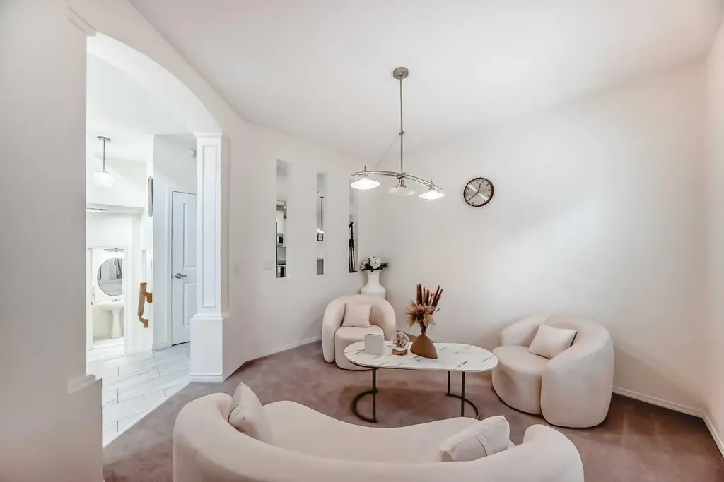 82 Mt Gibraltar Heights SE Calgary AB T2Z 3R3