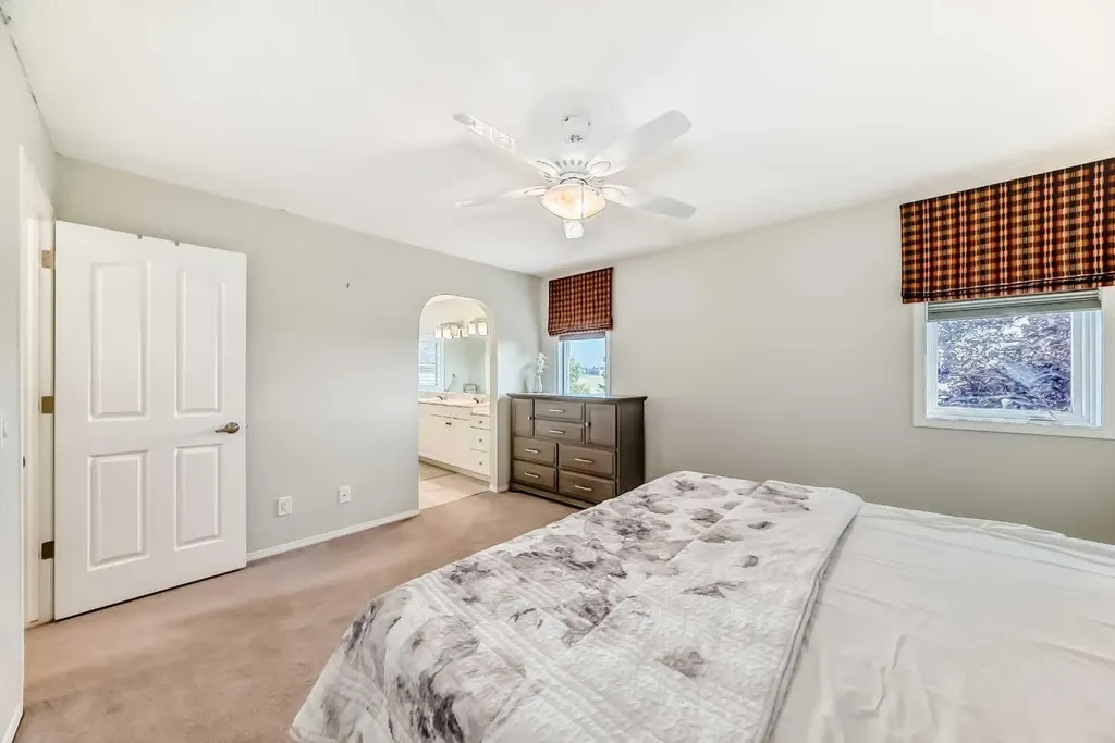 82 Mt Gibraltar Heights SE Calgary AB T2Z 3R3