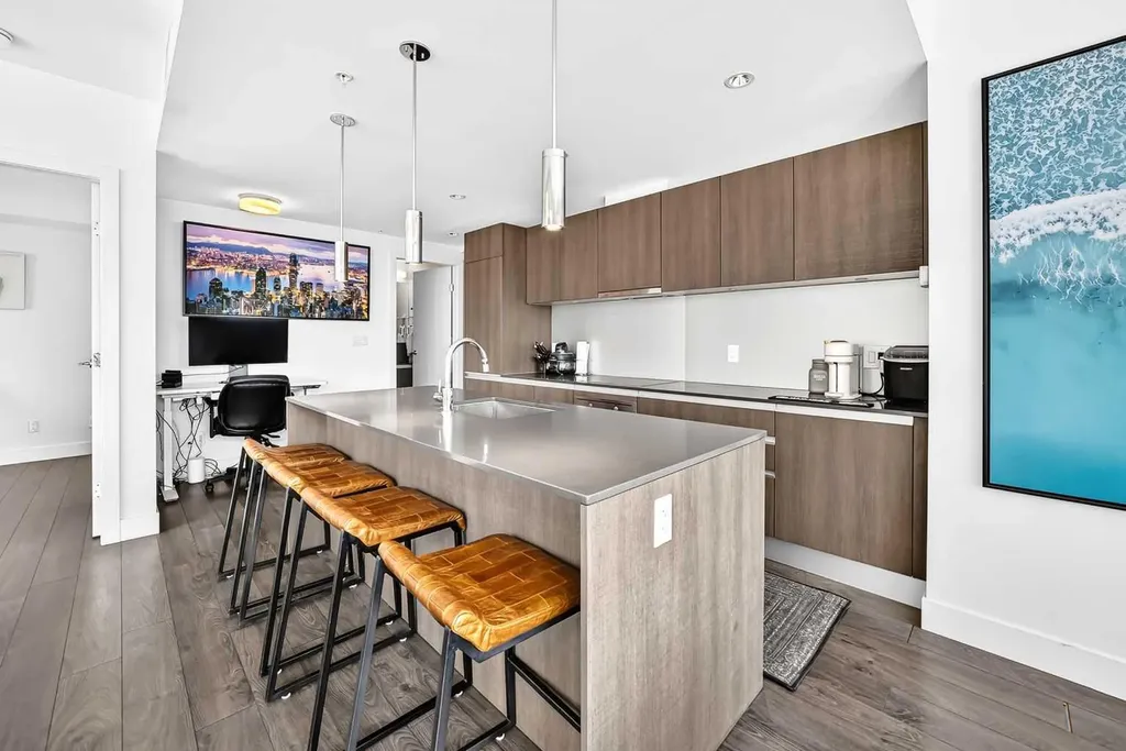 1188 3 Street SE Calgary AB T2G 1H8